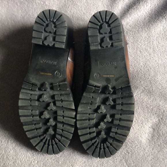 Heeled Loafers - Picture 5 of 5